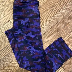 Lululemon Wunder Under Cropped Leggings Size 4